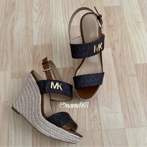 MICHAEL Michael Kors Brown Monogram Deanna Wedges Sandals with Logo Straps - Picture 2 of 9